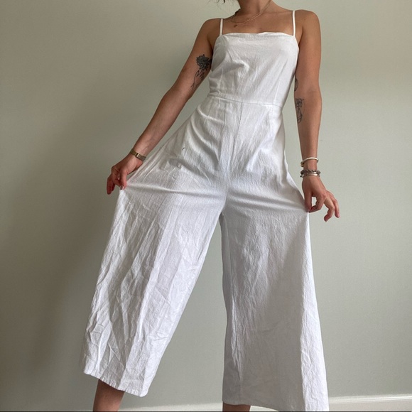 Princess polly linen look spaghetti strap tie back wide leg jumpsuit, size 8 - Picture 4 of 6